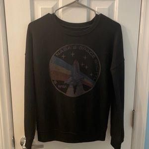 Black spaceship sweatshirt